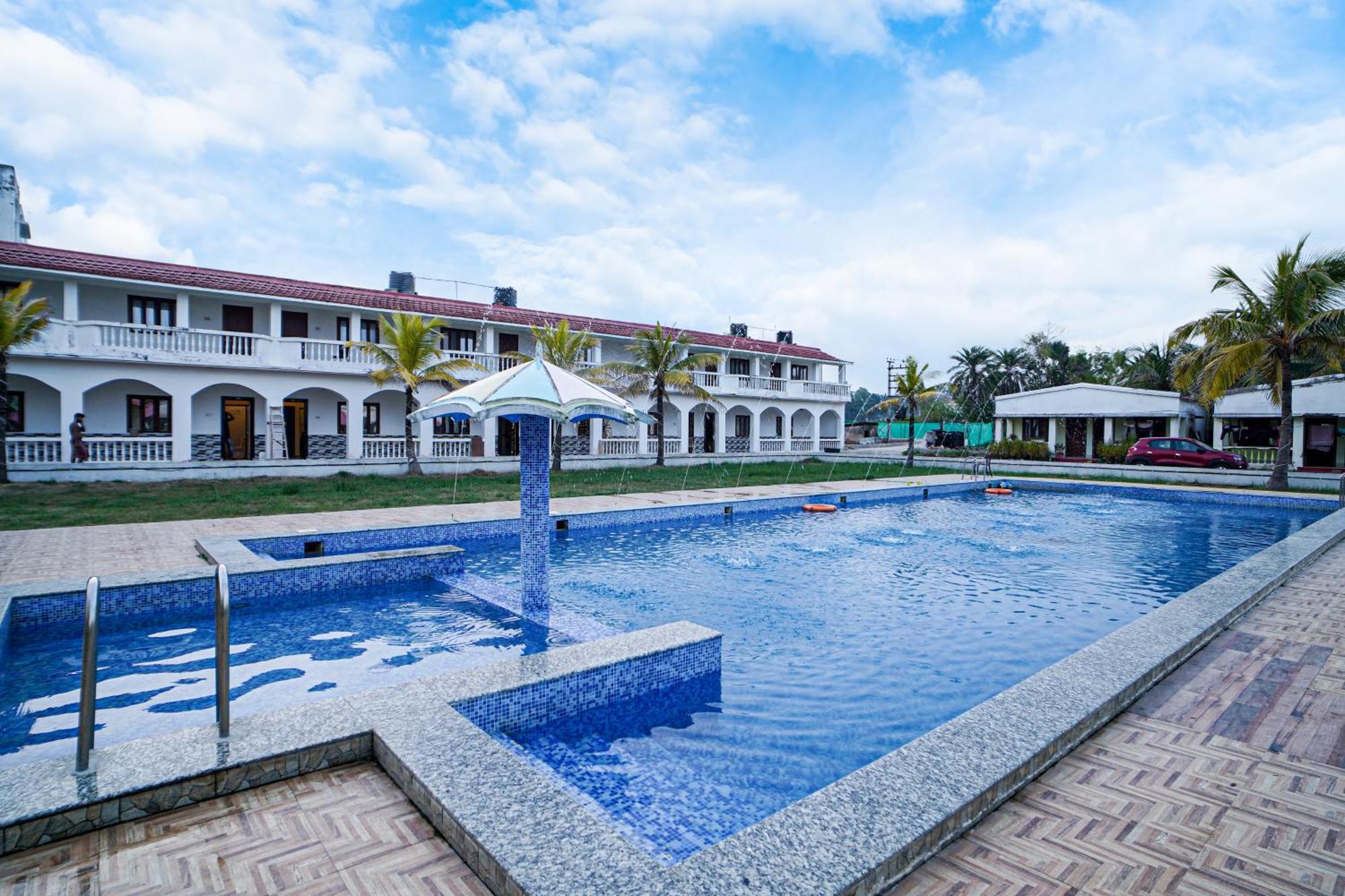 Silver Sand Eco Resort !! Beachfront !! With Biggest Pool And Huge Open Area !! Ideal For Weddings !! Couple Friendly !! Мандармани Экстерьер фото